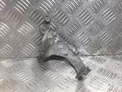 Кронштейн топливного фильтра