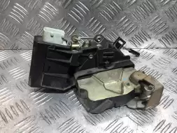 Замок двери задней правой