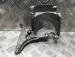 Кронштейн топливного фильтра