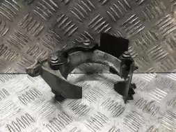 Кронштейн топливного фильтра