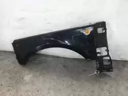 Крыло переднее левое