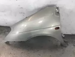 Крыло переднее левое