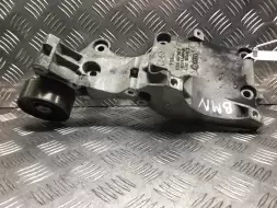 Кронштейн генератора