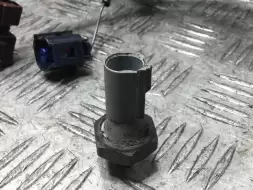 Датчик давления масла