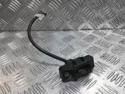 Замок багажника