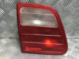 Фонарь крышки багажника левый