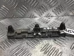 Кронштейн крепления крыла переднего левого