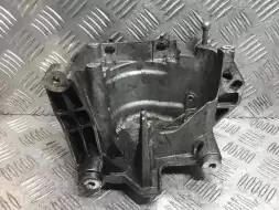 Кронштейн топливного фильтра