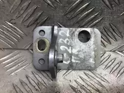 Петля двери передней правой