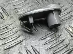 Повторитель передний правый