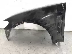 Крыло переднее левое