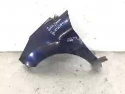 Крыло переднее левое