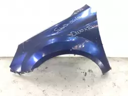 Крыло переднее левое