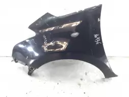 Крыло переднее левое