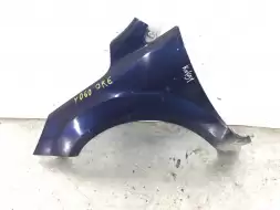 Крыло переднее левое