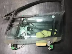 Стеклоподъемник передний левый