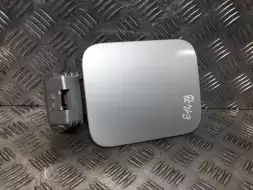 Лючок топливного бака