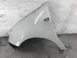 Крыло переднее левое