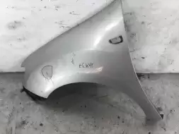 Крыло переднее левое