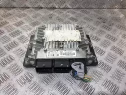 Блок управления двигателем