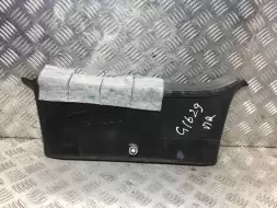 Карман двери (бардачок)