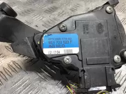 Педаль газа