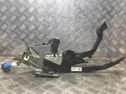 Узел педальный (блок педалей)