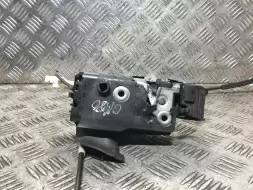 Замок двери передней правой