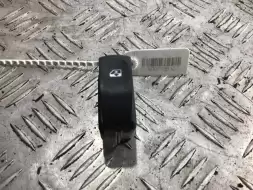 Кнопка стеклоподъемника заднего правого