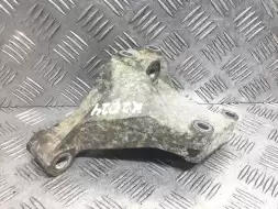 Кронштейн двигателя