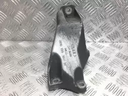 Кронштейн двигателя