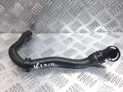 Патрубок вентиляции картера