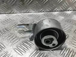 Ролик натяжителя