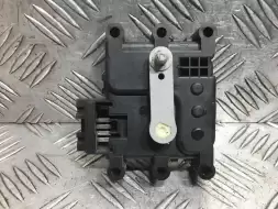 Моторчик заслонки печки