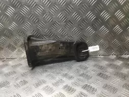 Кронштейн двигателя