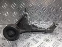 Кронштейн генератора