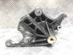 Кронштейн гидроусилителя