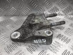 Кронштейн двигателя