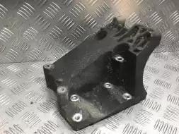 Кронштейн компрессора кондиционера