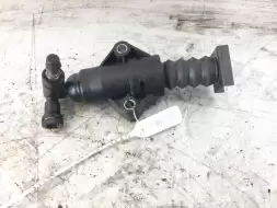 Цилиндр сцепления рабочий