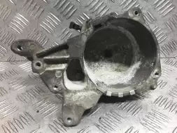 Кронштейн топливного фильтра