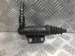 Цилиндр сцепления рабочий