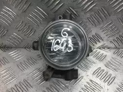 Фара противотуманная левая