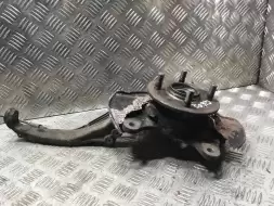 Ступица передняя левая