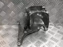 Кронштейн топливного фильтра