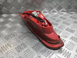 Фонарь крышки багажника левый