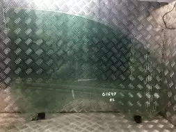 Стекло двери передней левой