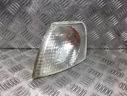 Поворотник левый