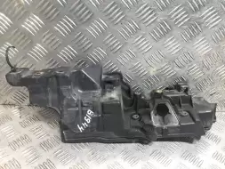 Декоративная крышка двигателя