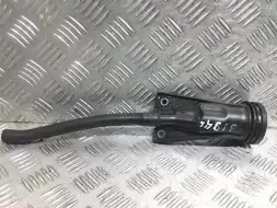 Маслозаливная горловина